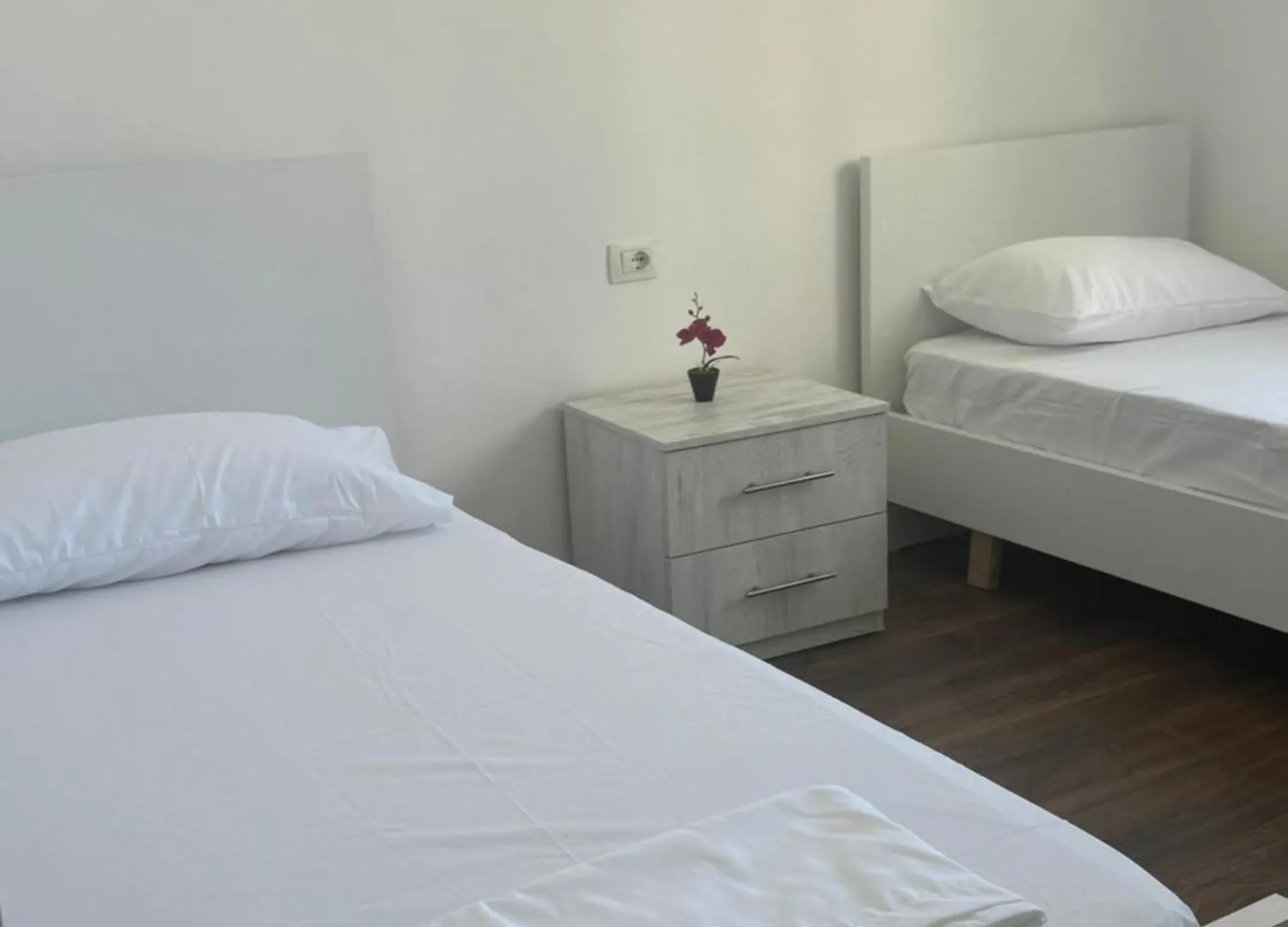The Unique Apartment Vlore 0*,  Albania